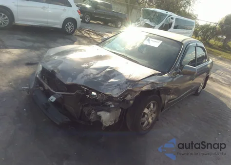 2000 Honda Accord 2.3 Lx из США, поврежденный, VIN 1HGCG5646YA139573